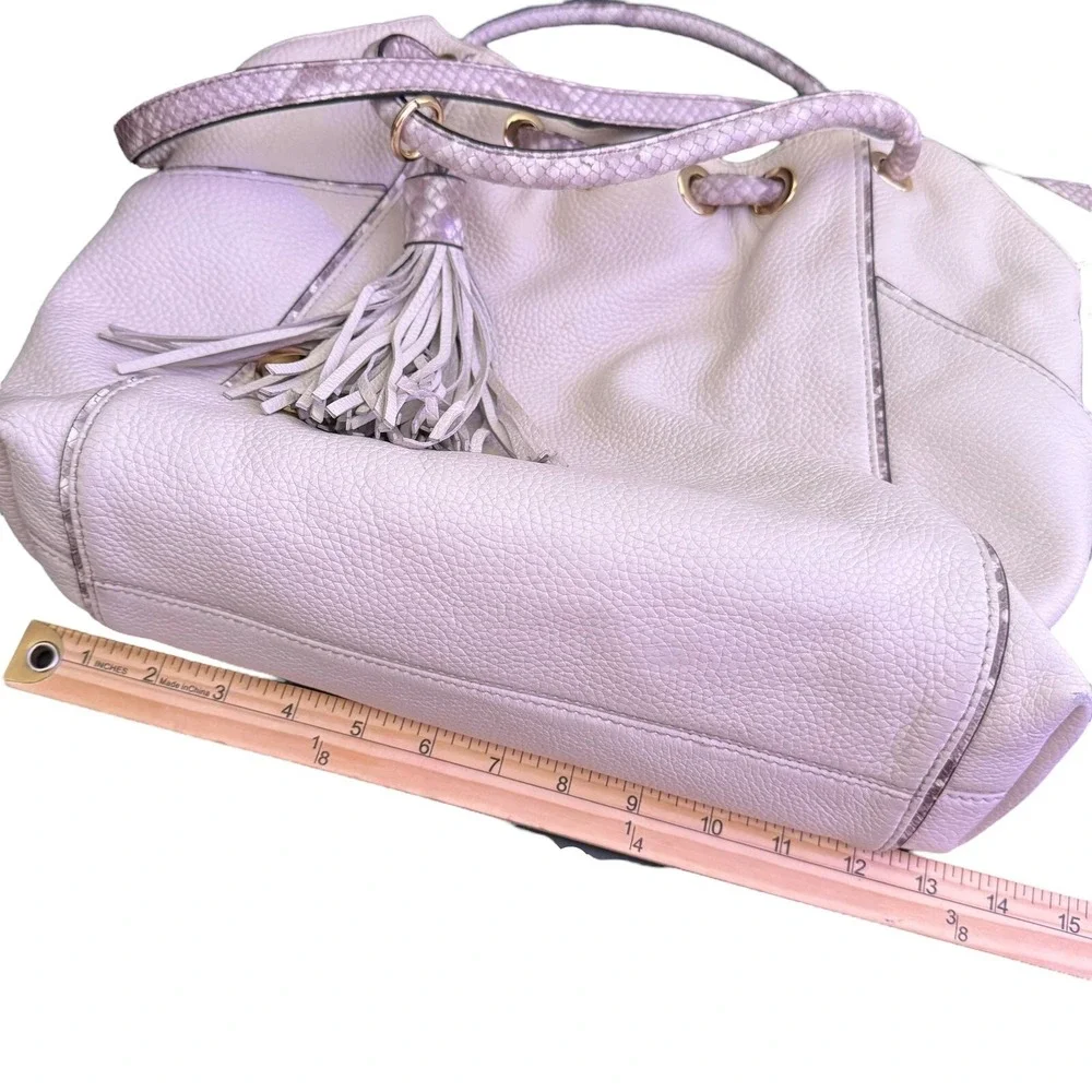 Michael Kors Pebbled Leather Bag Snake Print Tassel Fringe Logo Crossbody Purse‎